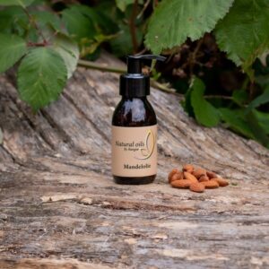 mandelolie-oekologisk-haar-og-kropsolie